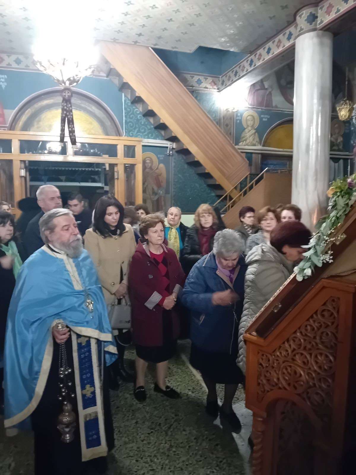 Λάρισα: Αναχώρησε για τα Μύρα η Παναγία Κριτσιλαριώτισσα από τον Άγιο Δημήτριο (φωτο)