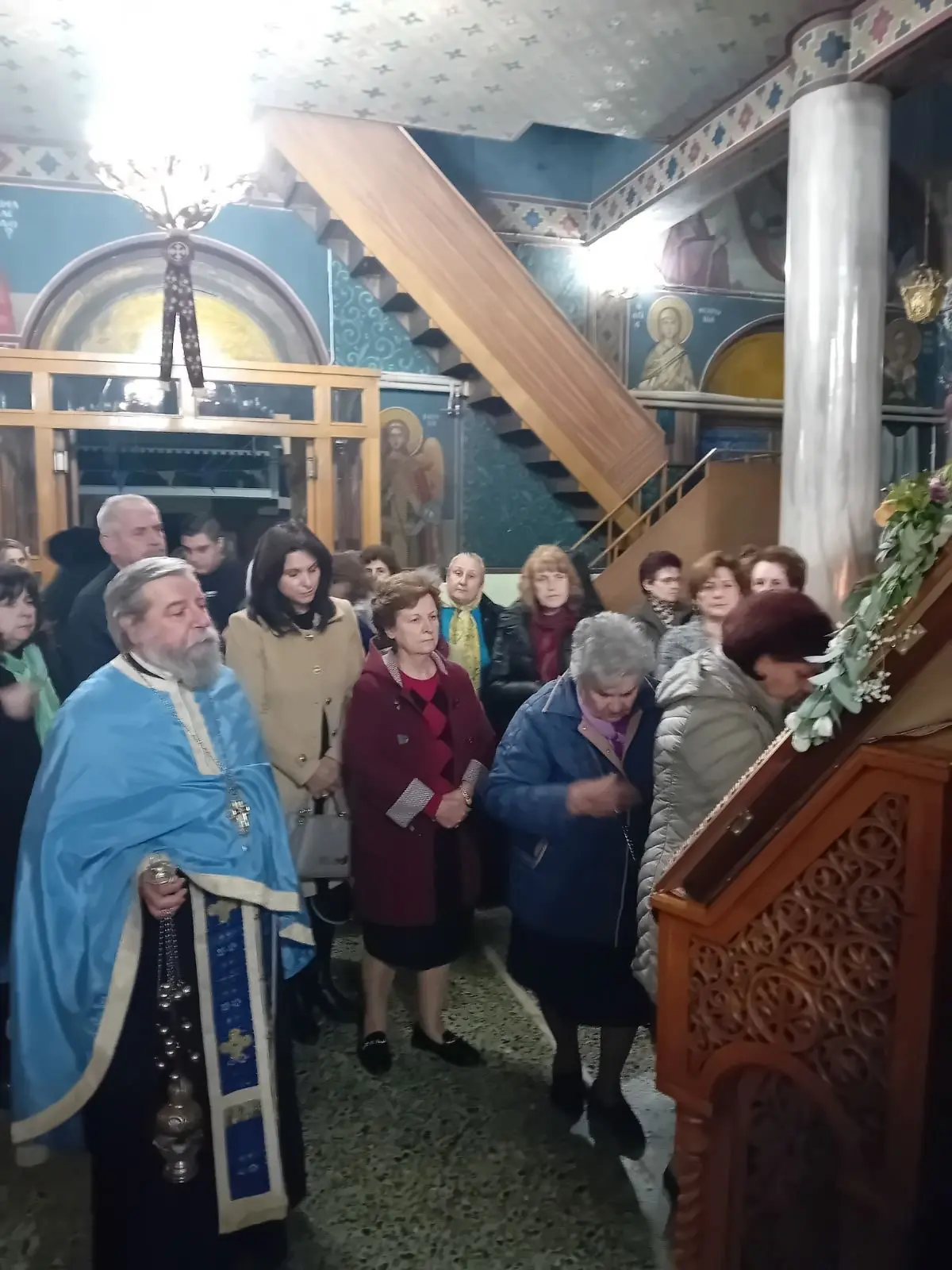 Λάρισα: Αναχώρησε για τα Μύρα η Παναγία Κριτσιλαριώτισσα από τον Άγιο Δημήτριο (φωτο)