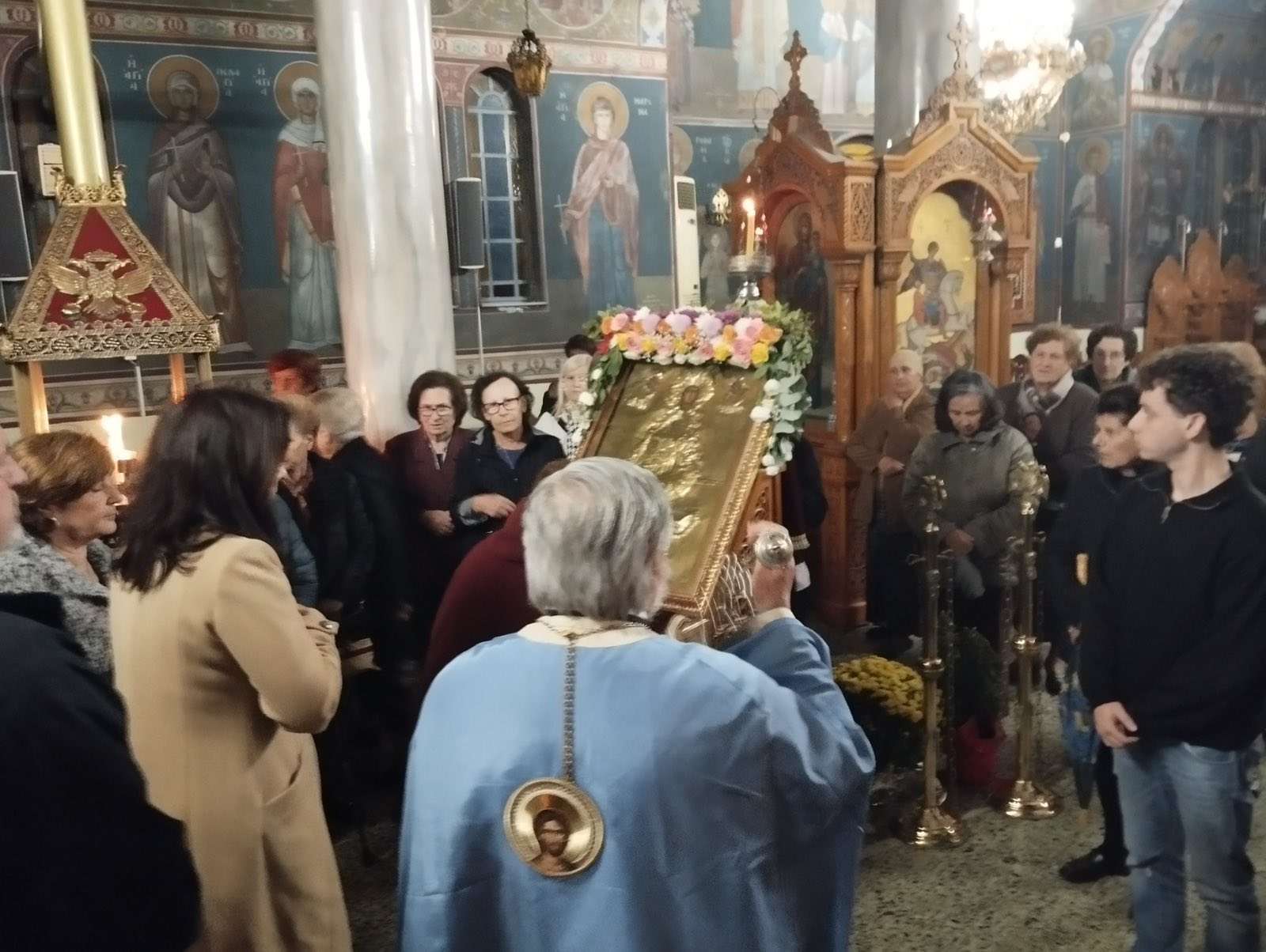 Λάρισα: Αναχώρησε για τα Μύρα η Παναγία Κριτσιλαριώτισσα από τον Άγιο Δημήτριο (φωτο)
